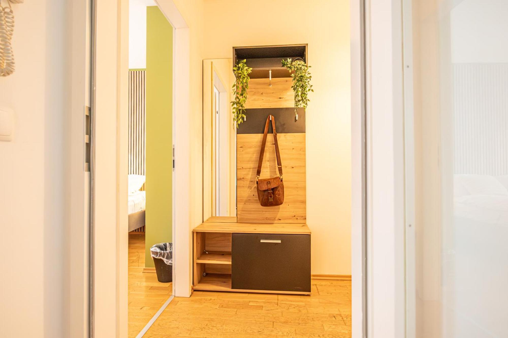Ferienwohnung Charming 1Br, Steps From Reumannplatz U1 Wien Exterior foto