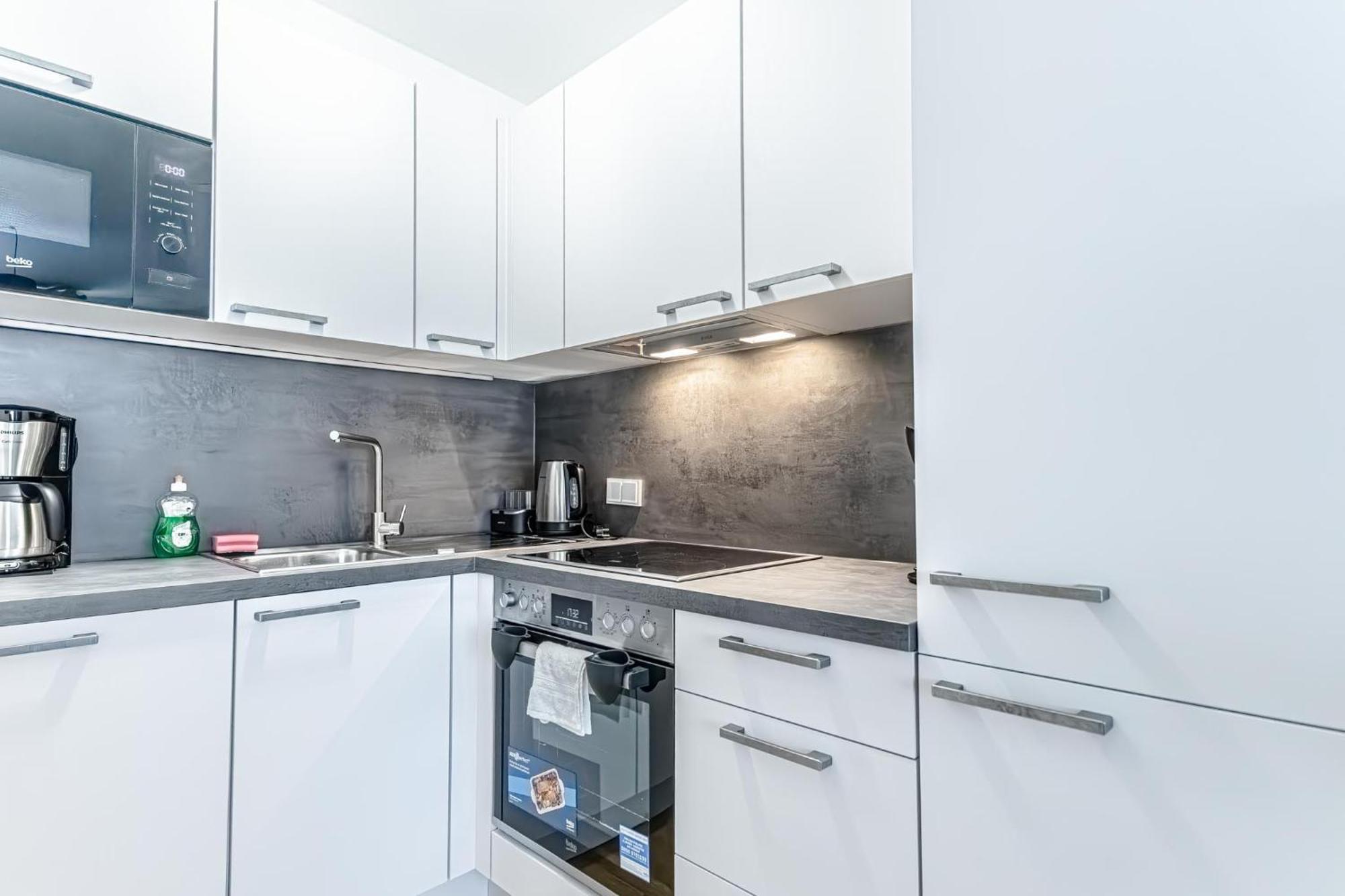 Ferienwohnung Charming 1Br, Steps From Reumannplatz U1 Wien Exterior foto