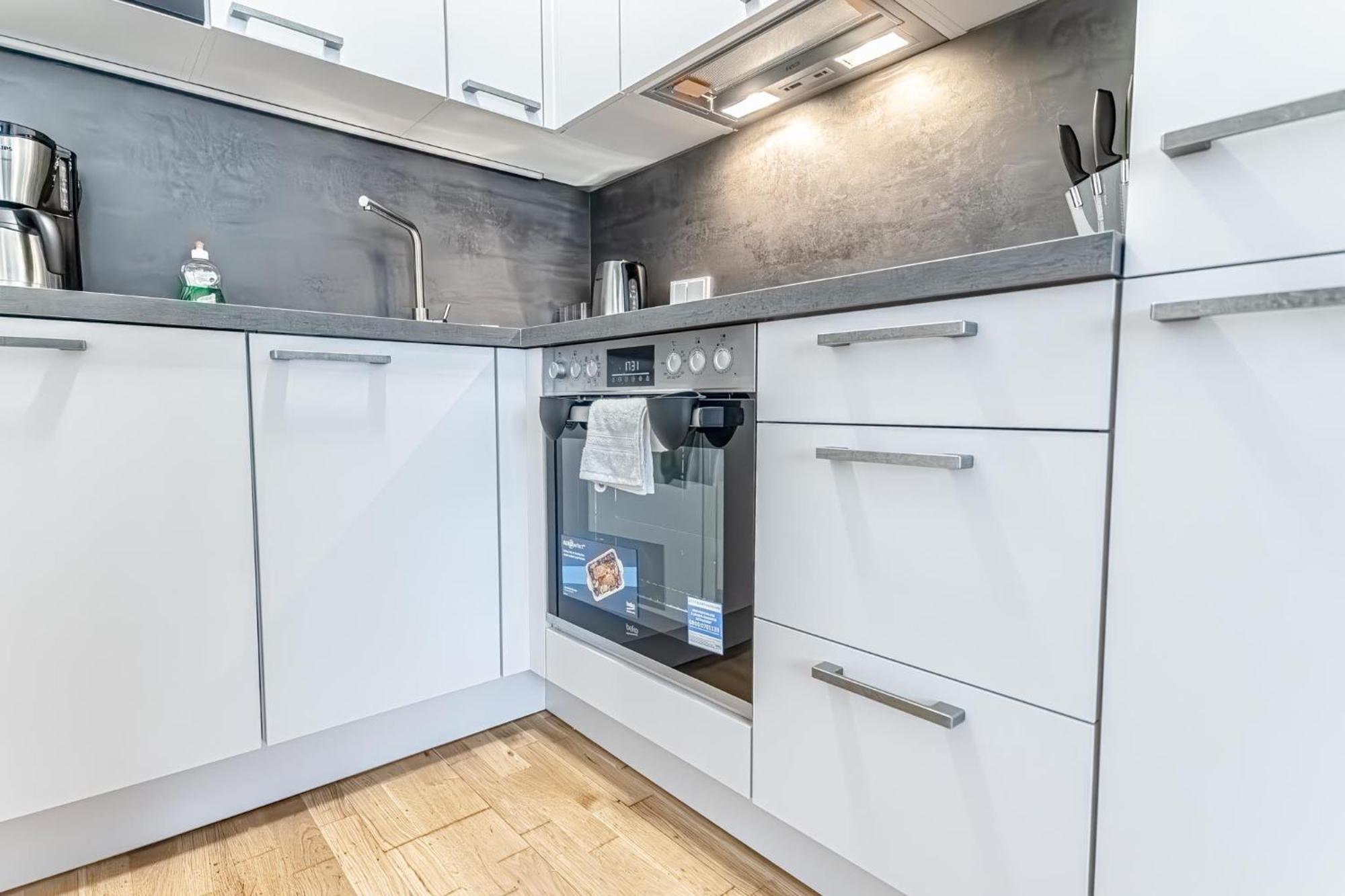 Ferienwohnung Charming 1Br, Steps From Reumannplatz U1 Wien Exterior foto